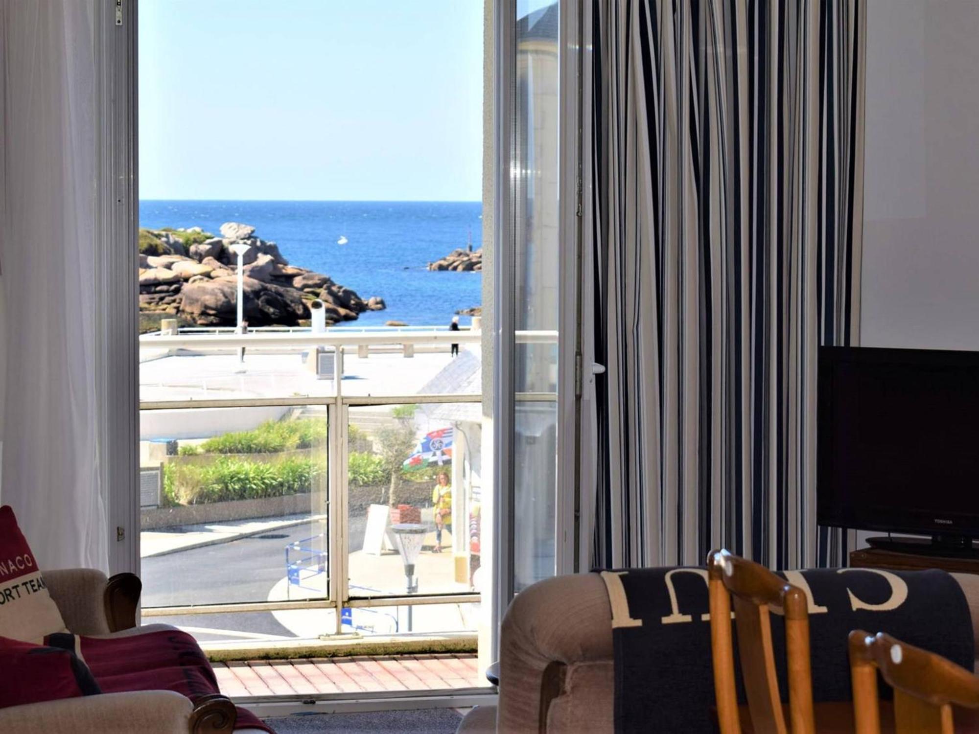 Appartement Spacieux Avec Wifi Et Parking A Tregastel, Proche Plage - Fr-1-368-18 Exterior foto
